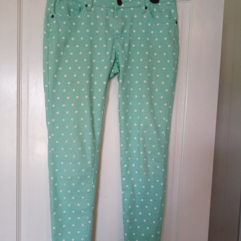 HyBrid & Company Pants